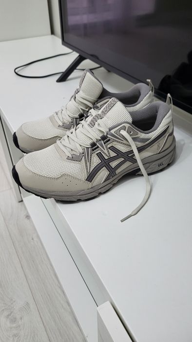 Asics gel venture 8