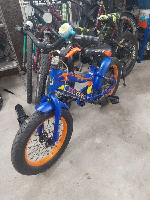 Vand bicicleta de copii