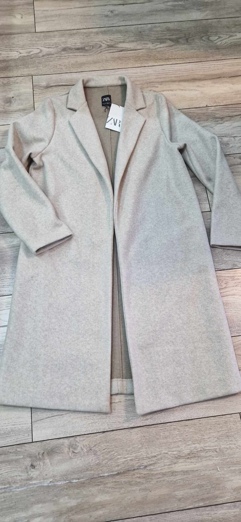 Бежово палто Zara, размер Л