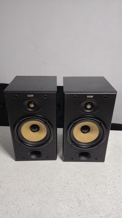Boxe B&M DM 601 bass reflex