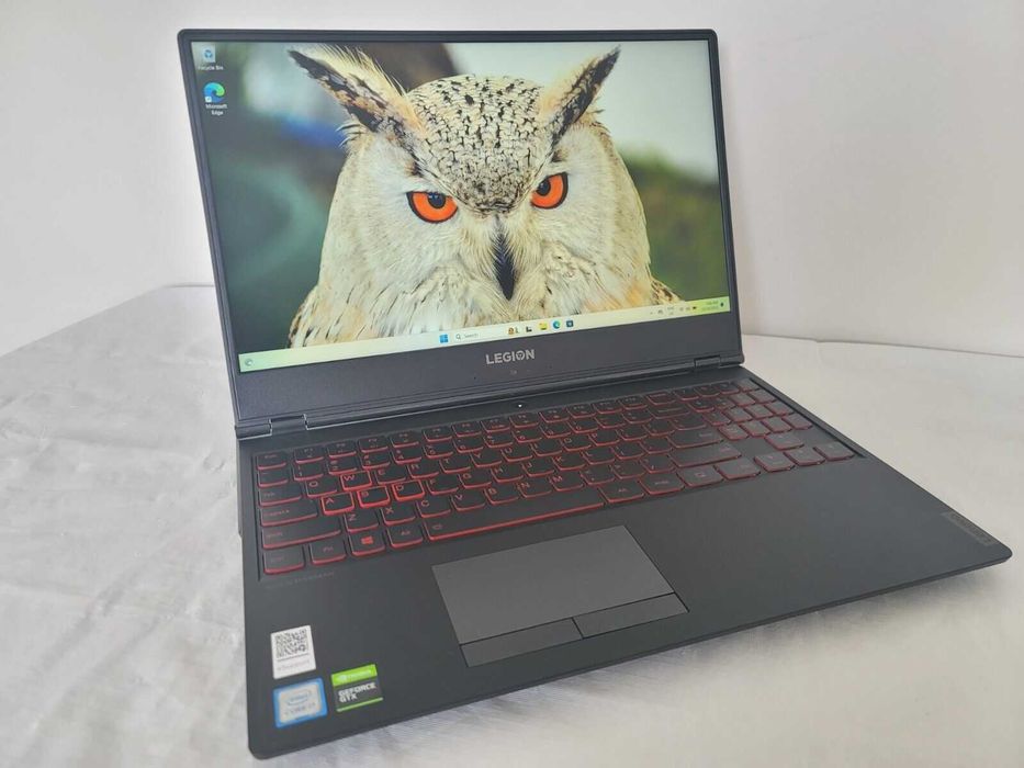 Lenovo Legion Y7000 - Проблем