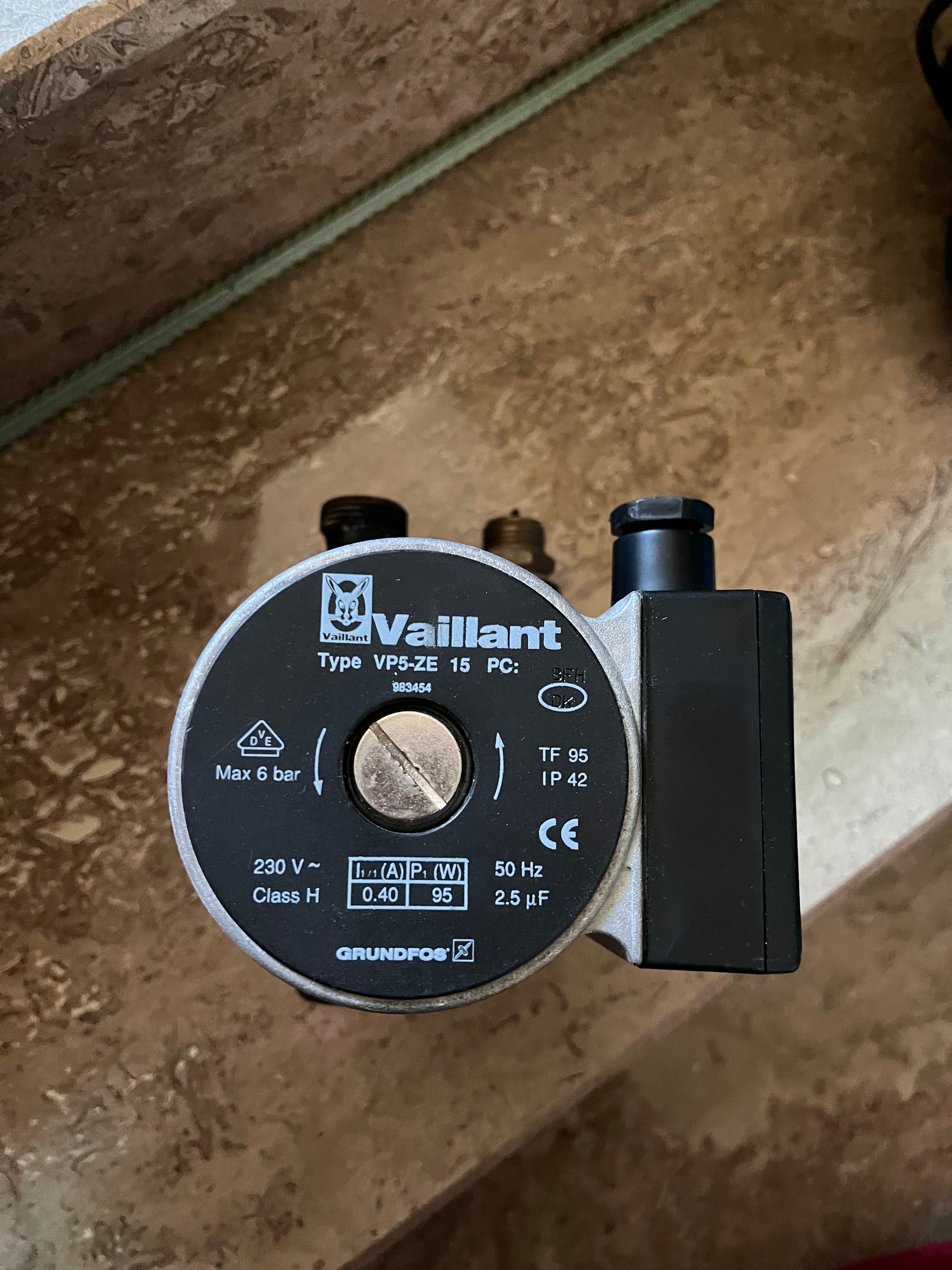 Помпа Vaillant !