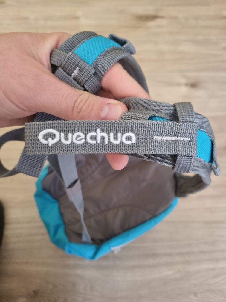 Vând Rucsac Quechua