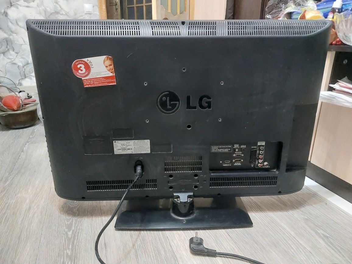 Продам телевизор LG