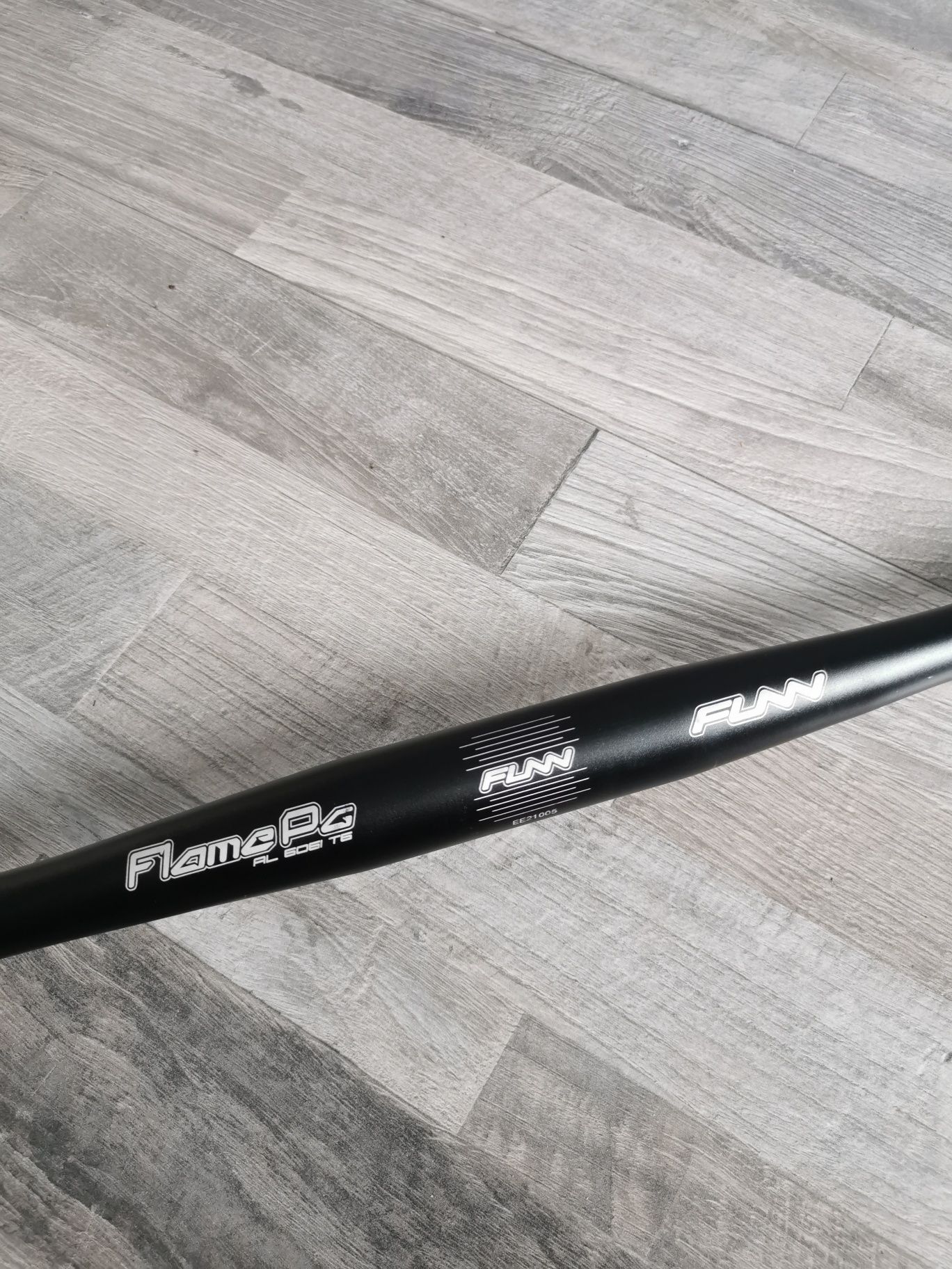 Ghidon XC Funn Flame PG 710mm drept 31.8 fără rise