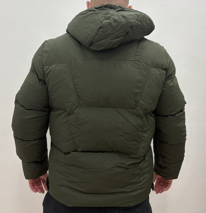 Мъжки зимни якета различни цветове