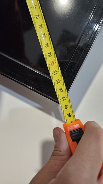 Televizor TeleTech 81 cm