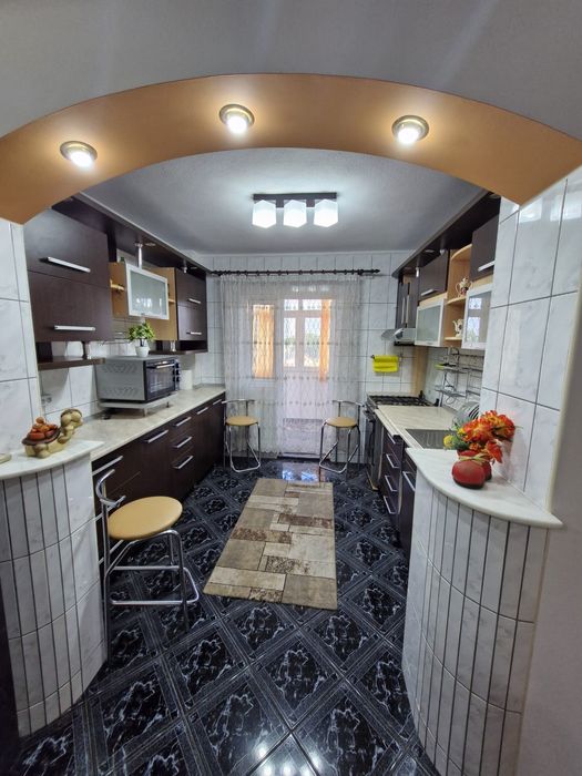 Apartament 2 camere de închiriat