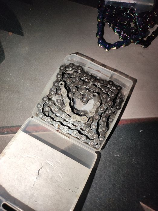 Цепь 8 скоростей tec PWR (KMC)