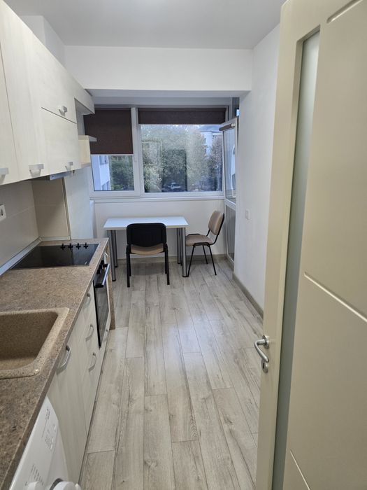 Inchiriez apartament 2 camere+ parcare subterana