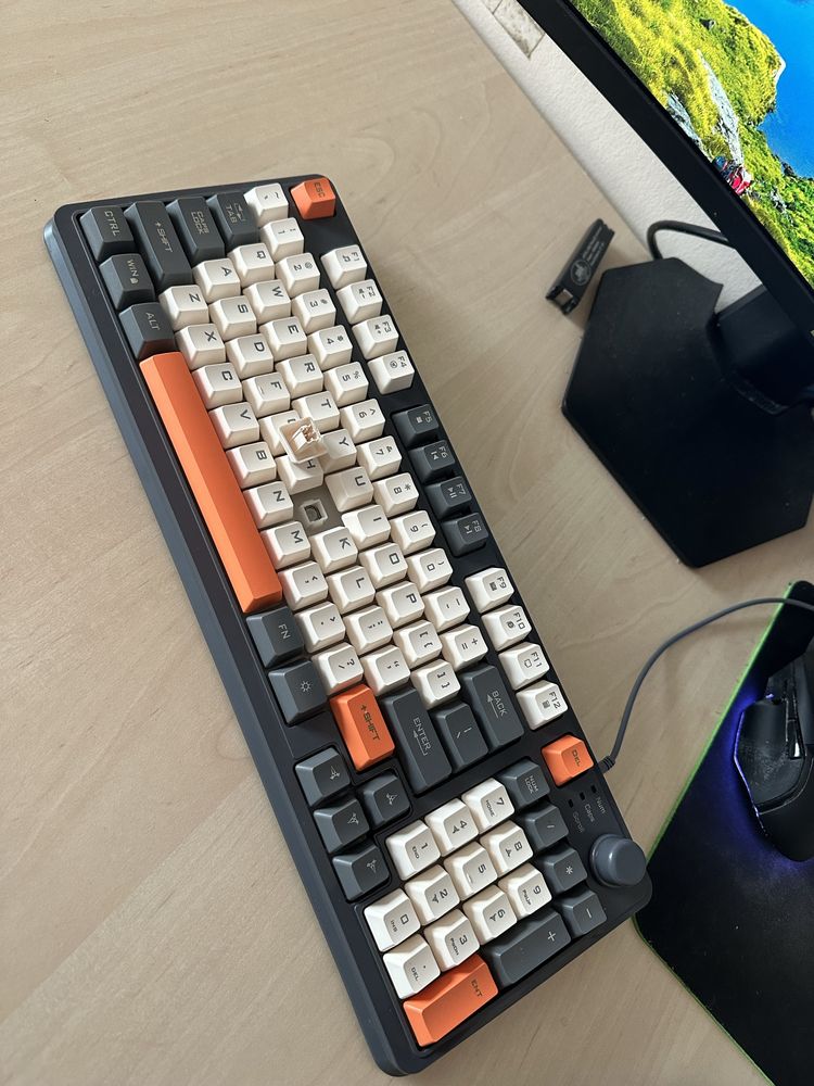 Tastatura Gaming NOUA K82