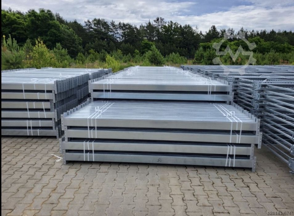 Rafturi metalice paleti 889