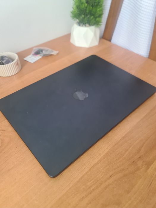 MacBook Air 2023 M2 256 GB 100%