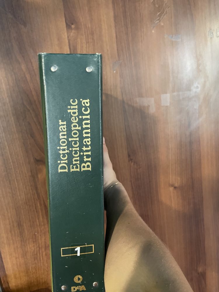 Dictionar enciclopedic britannica Deagostini Britanica ca nou