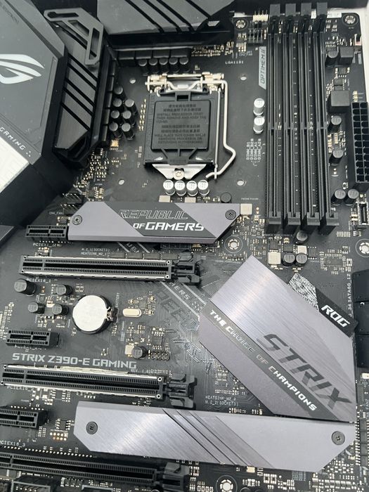 Placa de bază z390