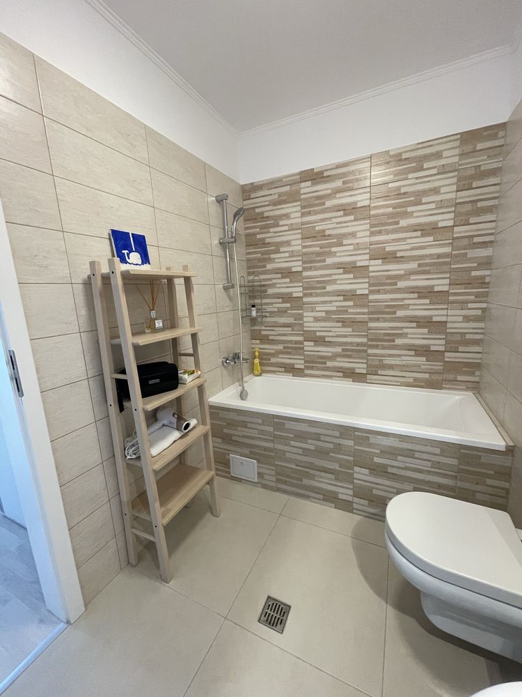 Închiriez apartament 2 camere