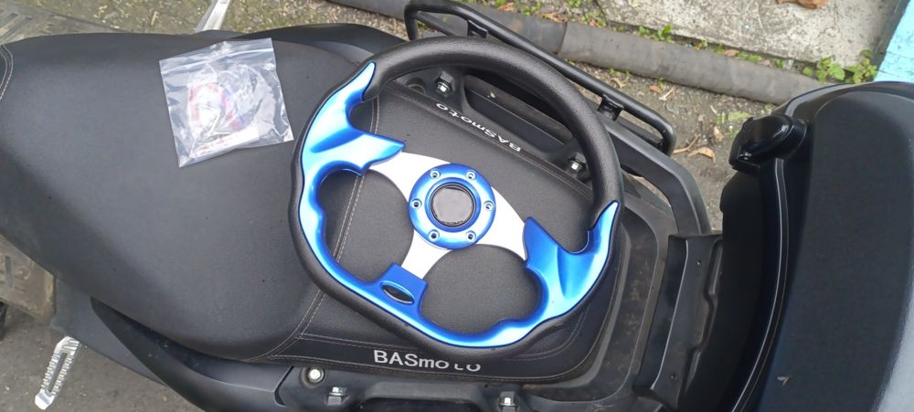 Продам спортивный руль