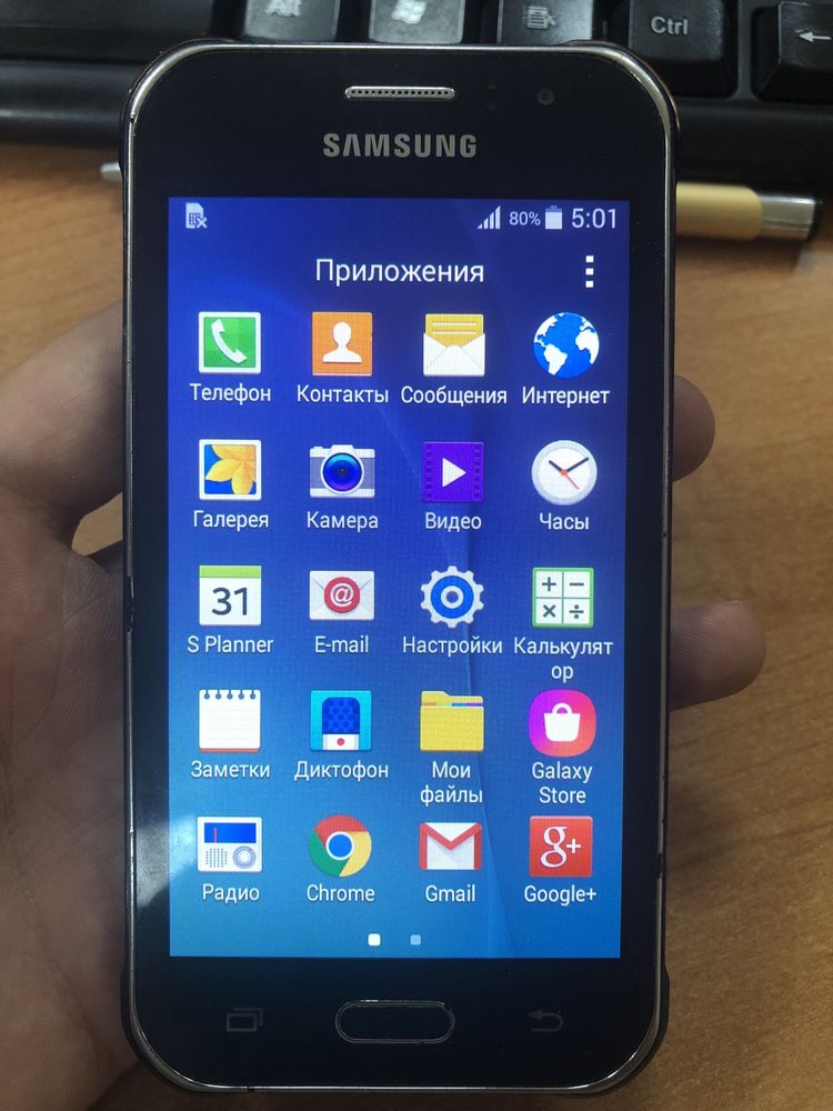 Samsung J1 sotiladi