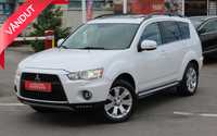 Mitsubishi Outlander Posibilitate rate / 7locuri / 4X4 / AUTOMAT