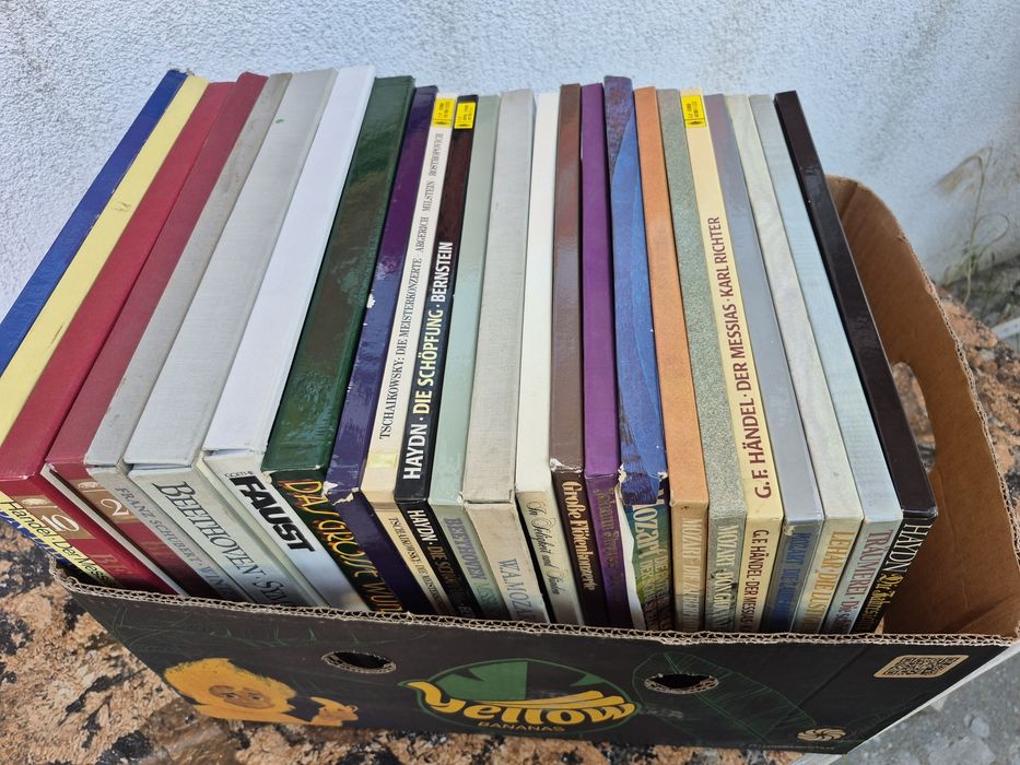Vând Lot 200 Discuri Vinil colectia Deutsche Grammophon muzica clasica