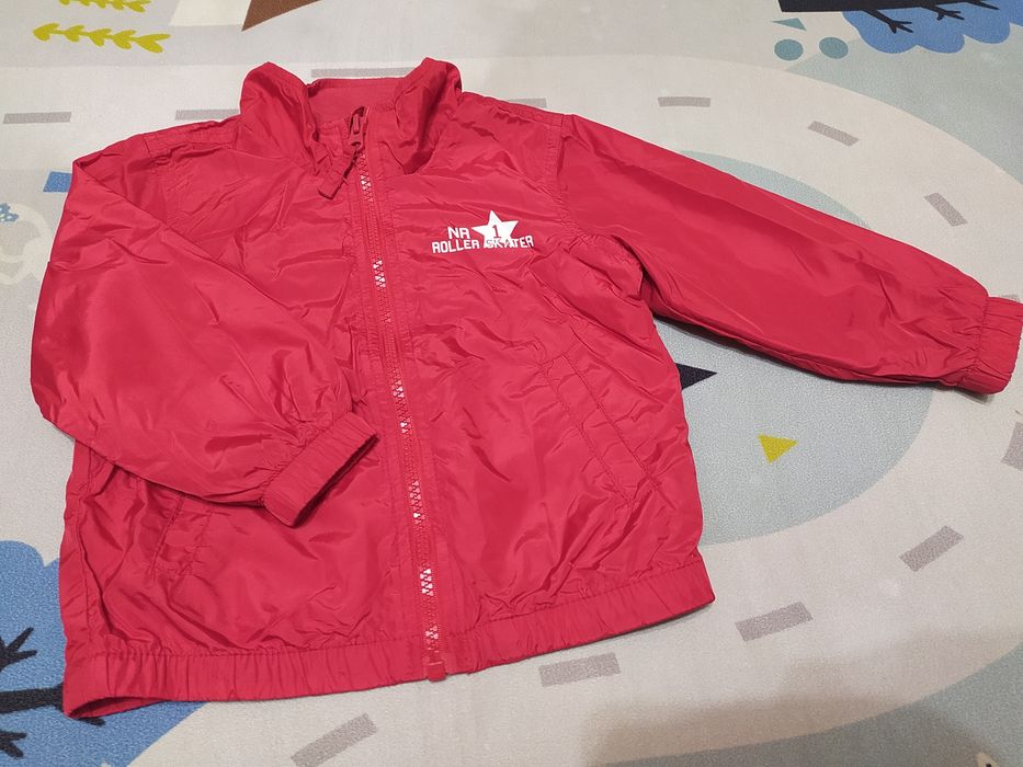 Куртка-ветровка H&M на 1 - 1,5 года.