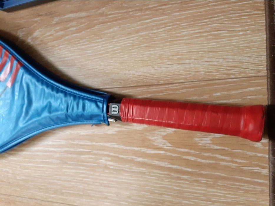 Racheta noua tenis Wilson apt mid Originala