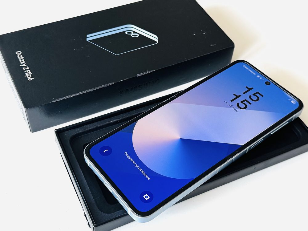 НОВ! Samsung Z Flip 6 512GB Blue Titanium Гаранция 1 година