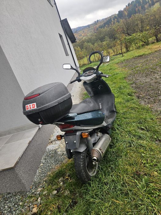 Scuter Aprilia Leonardo