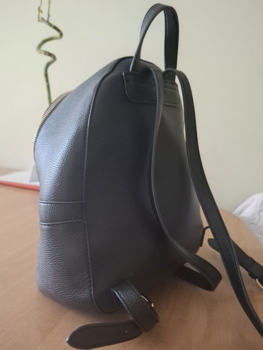 Rucsac negru in stare perfecta