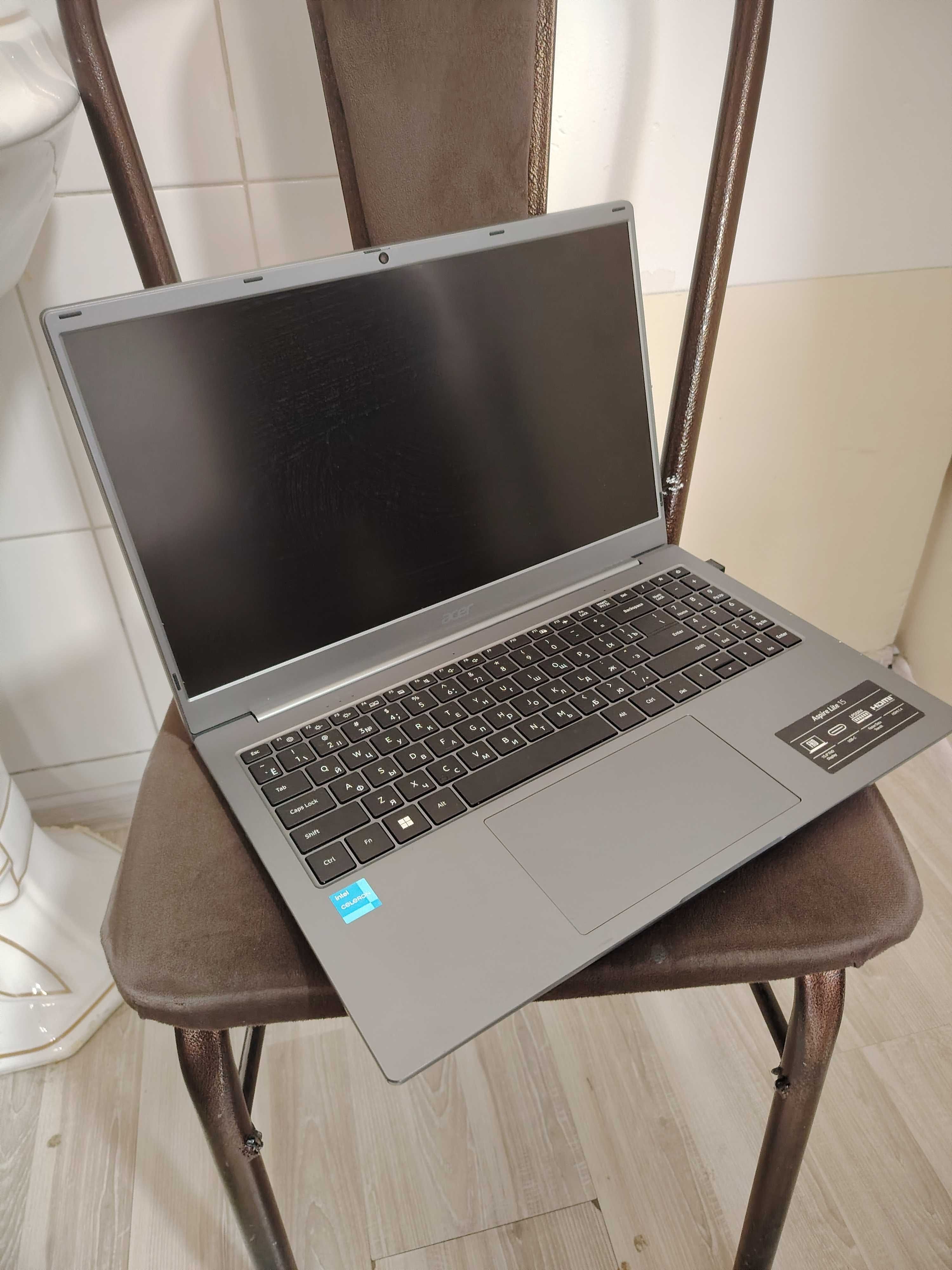 Acer ноутбук с коробкой документ