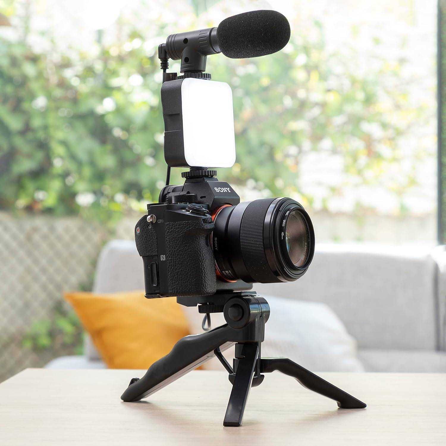 Kit pentru Vlogging cu trepied suport telefon LED microfon telecomanda