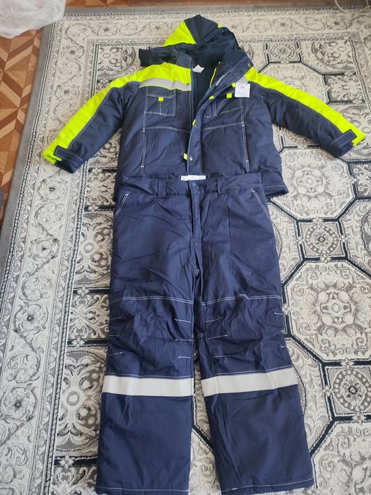 Продам спец одежду