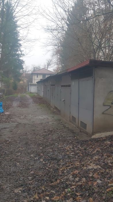 Dau în chirie garaj zona Cornișa srt Argeșului