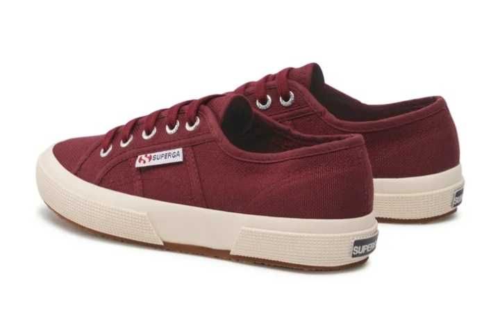 Tenisi casual Superga,marimi de49, 50,51,52,pret 135lei