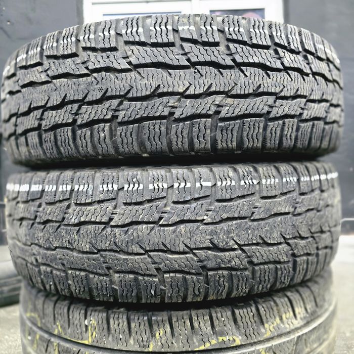 2x 205/75/16C M+S NOKIAN Stare excelentă