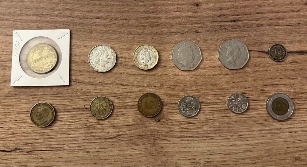 Lot monede vechi de colecție - Regele Mihai 200 lei 1945 , diverse