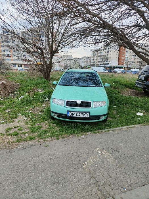Vând SKODA Fabia