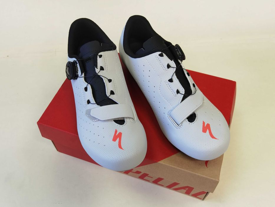 Ghete ciclism 42 43 44 incaltaminte bicicleta Adidasi  SPECIALIZED Noi