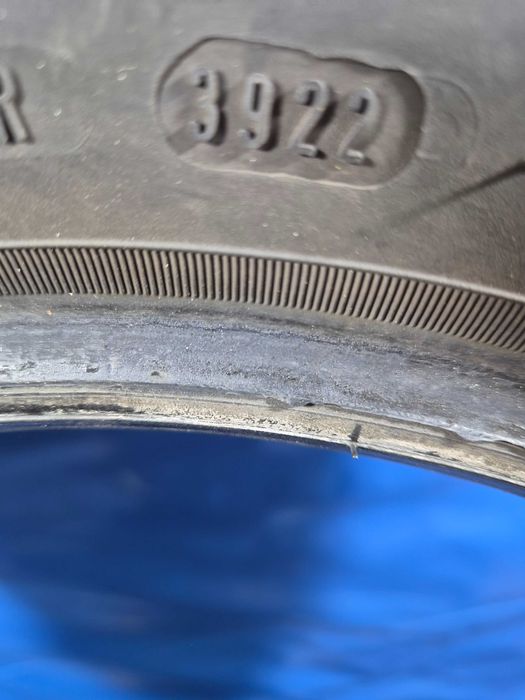 215/60/16  95H Dunlop