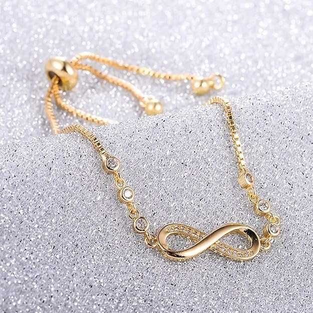 Прекрасна Дамска Гривна Infinity с Позлатено Покритие