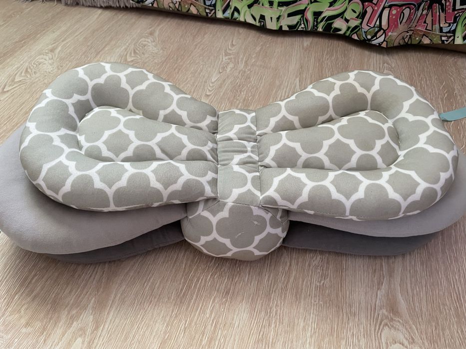 многофункциональная регулируемая подушка для кормления "бабочка