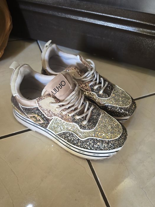 Сникърси liu jo ор