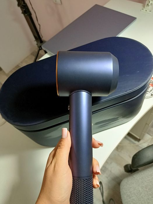 Vând Uscător pat Dyson