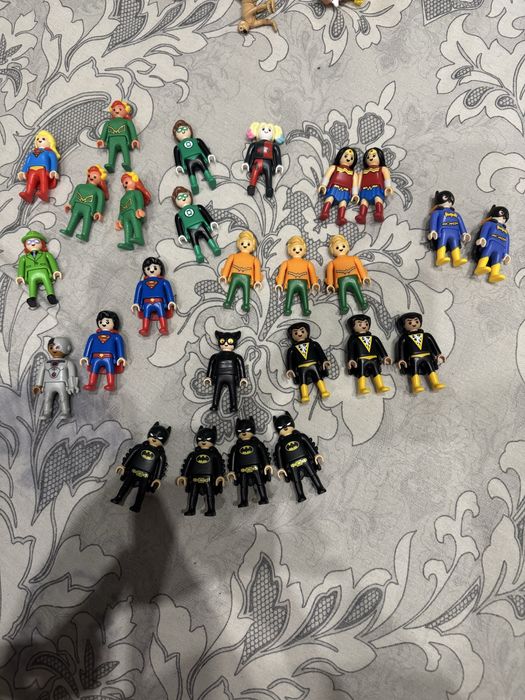 DC киндер човечета