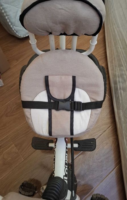 Tricicleta pentru transport / plimbare copii mici