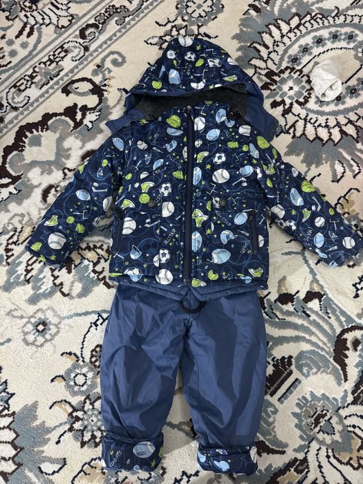 Продам комбинизон для мальчика