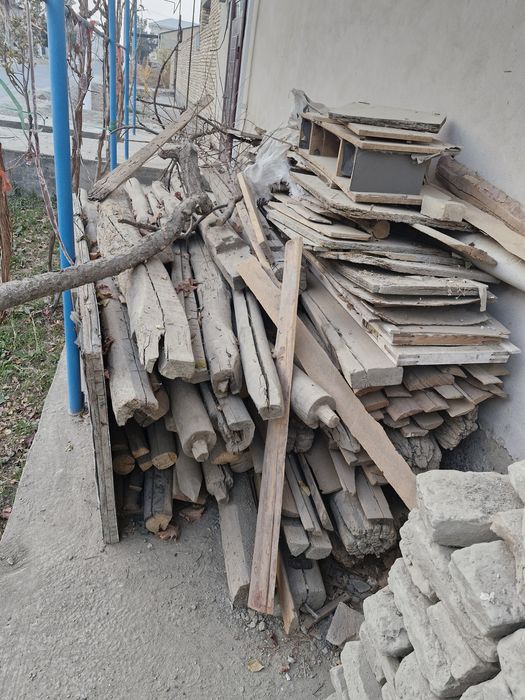 Шифир  учун васса ва киш учун утин сотилади