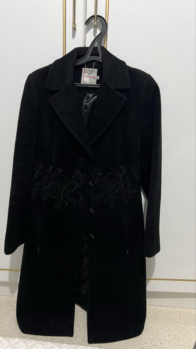 Пальто женскавя осенний весенний