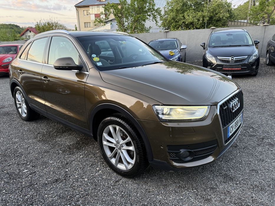 Posibilitate Rate Audi Q3 Panoramic, Line Assist, Garantie 12 36