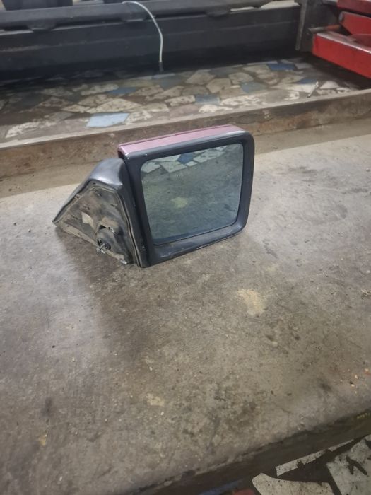 Зеркало 124 мерседес